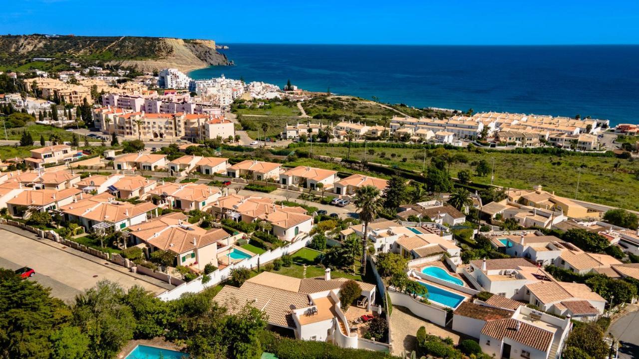 Casa Das Flores By Portucasa Montinhos da Luz Eksteriør billede