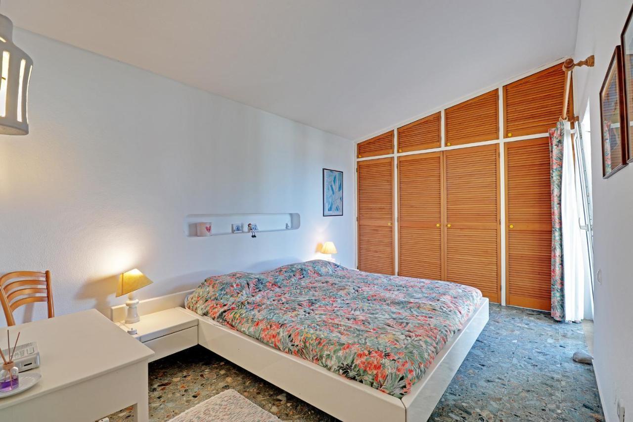 Casa Das Flores By Portucasa Montinhos da Luz Eksteriør billede